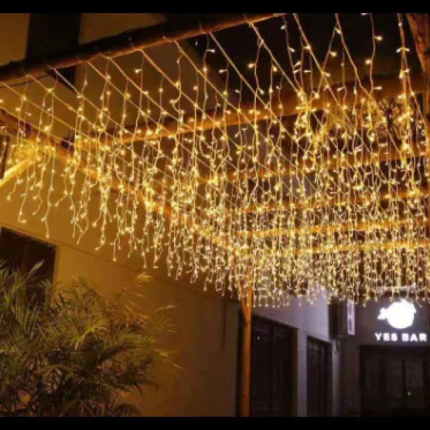 Align Light LED Curtain Lights 10m Long (26 Strands 1.2m Drop) Warm White image 0